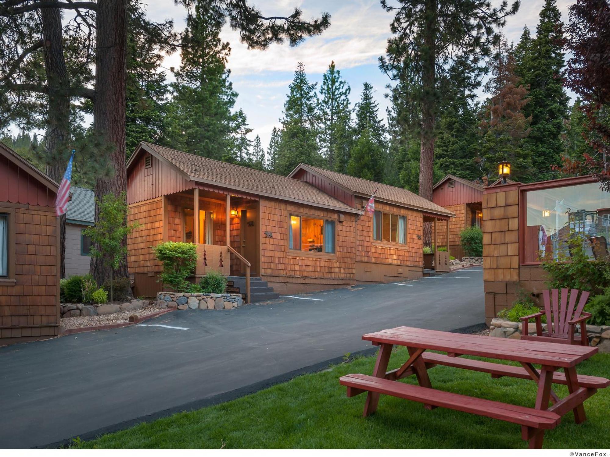 Cedar Glen Lodge Tahoe Vista Room photo